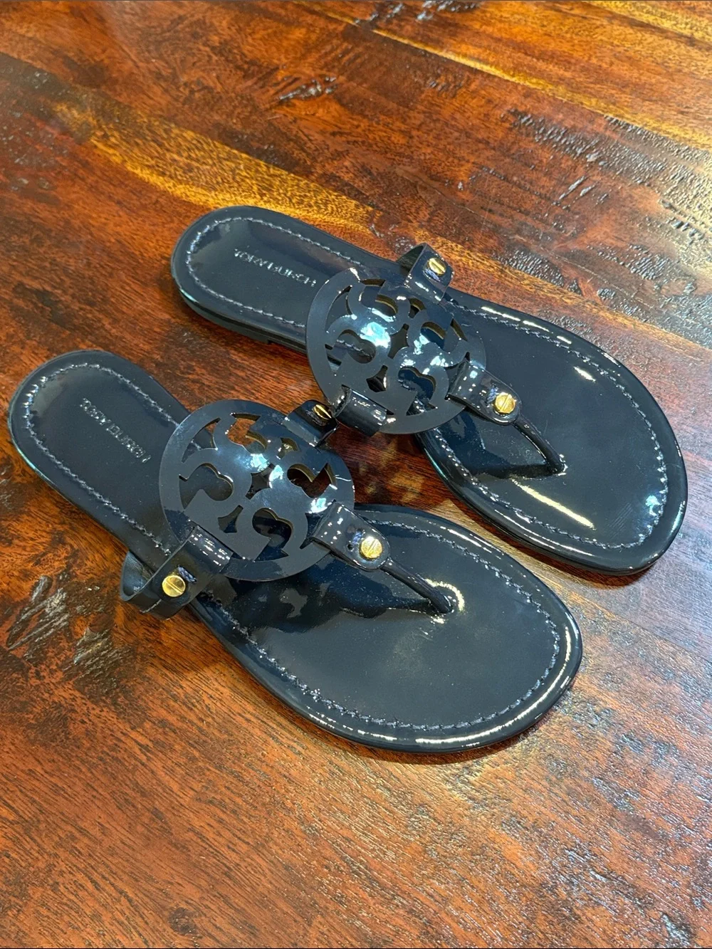 Tory Burch Miller Sandals Dark Navy Blue Patent Leather size 7 - Picture 2 of 9